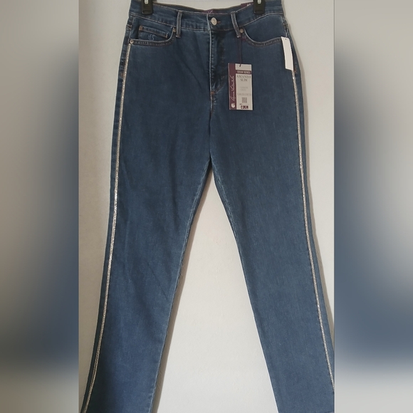 Gloria Vanderbilt Denim - Gloria Vanderbilt Blue Slim leg Jeans with Silver Accents